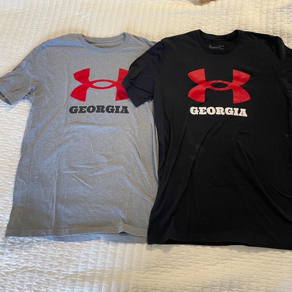 (2) Under Armour Georgia T shirts
Medium cotton/polyester blend